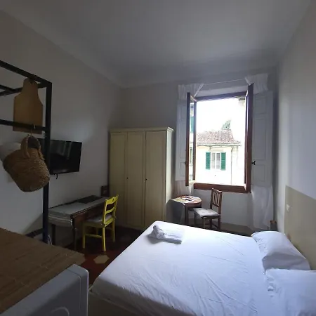 Homely Studio Flat 10 Minutes From The City Centre Florence Exterior photo