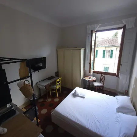 Homely Studio Flat 10 Minutes From The City Centre Florence Exterior photo